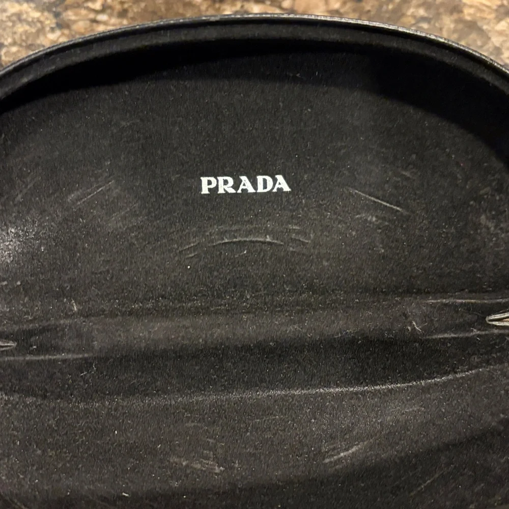 Prada tortoise shell sunglasses - Picture 6 of 9